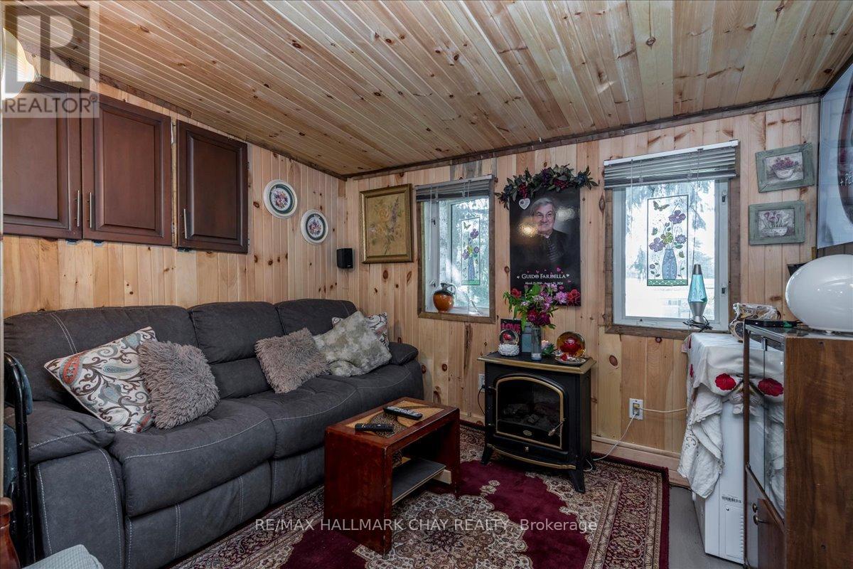 43 Linden Lane, Innisfil, Ontario  L9S 1P2 - Photo 11 - N12263052