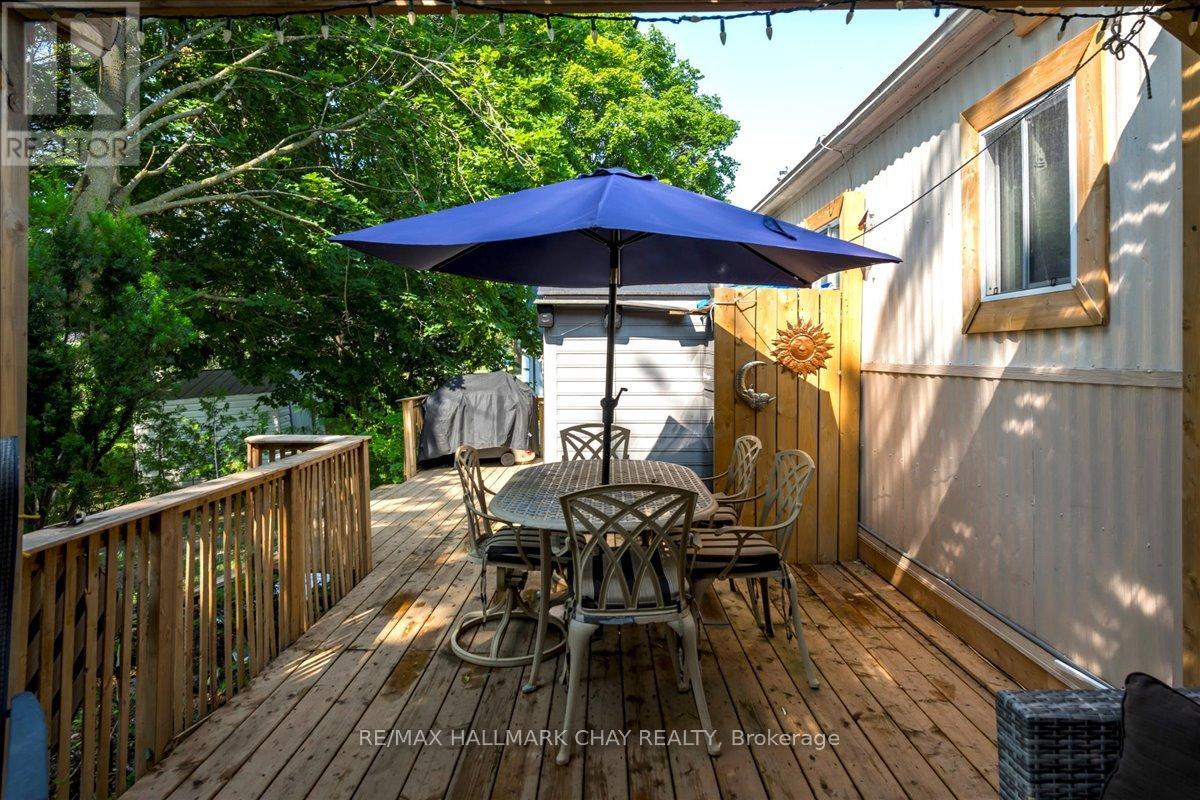 43 Linden Lane, Innisfil, Ontario  L9S 1P2 - Photo 18 - N12263052