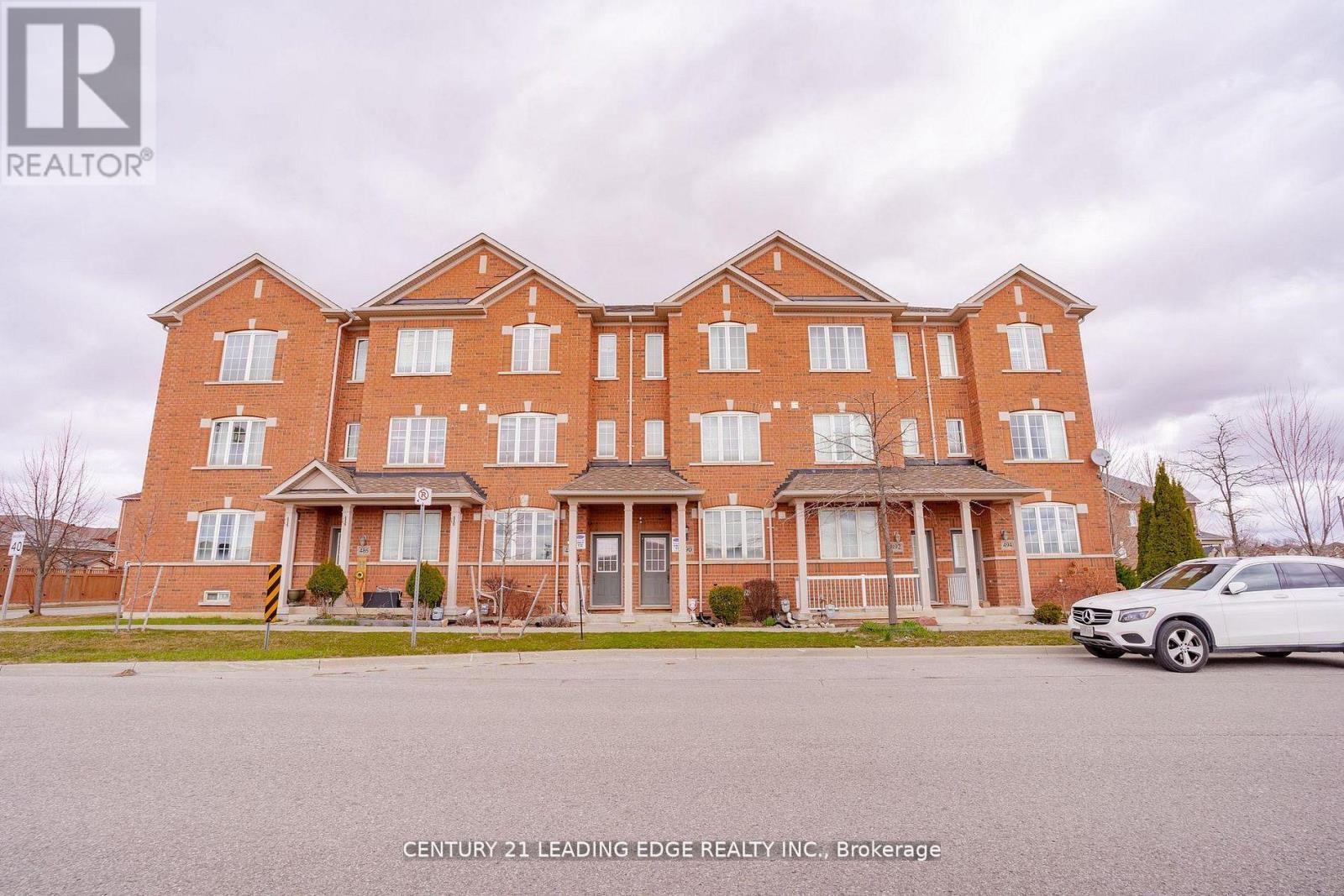 Property at 488 RIVERLANDS AVENUE image 1