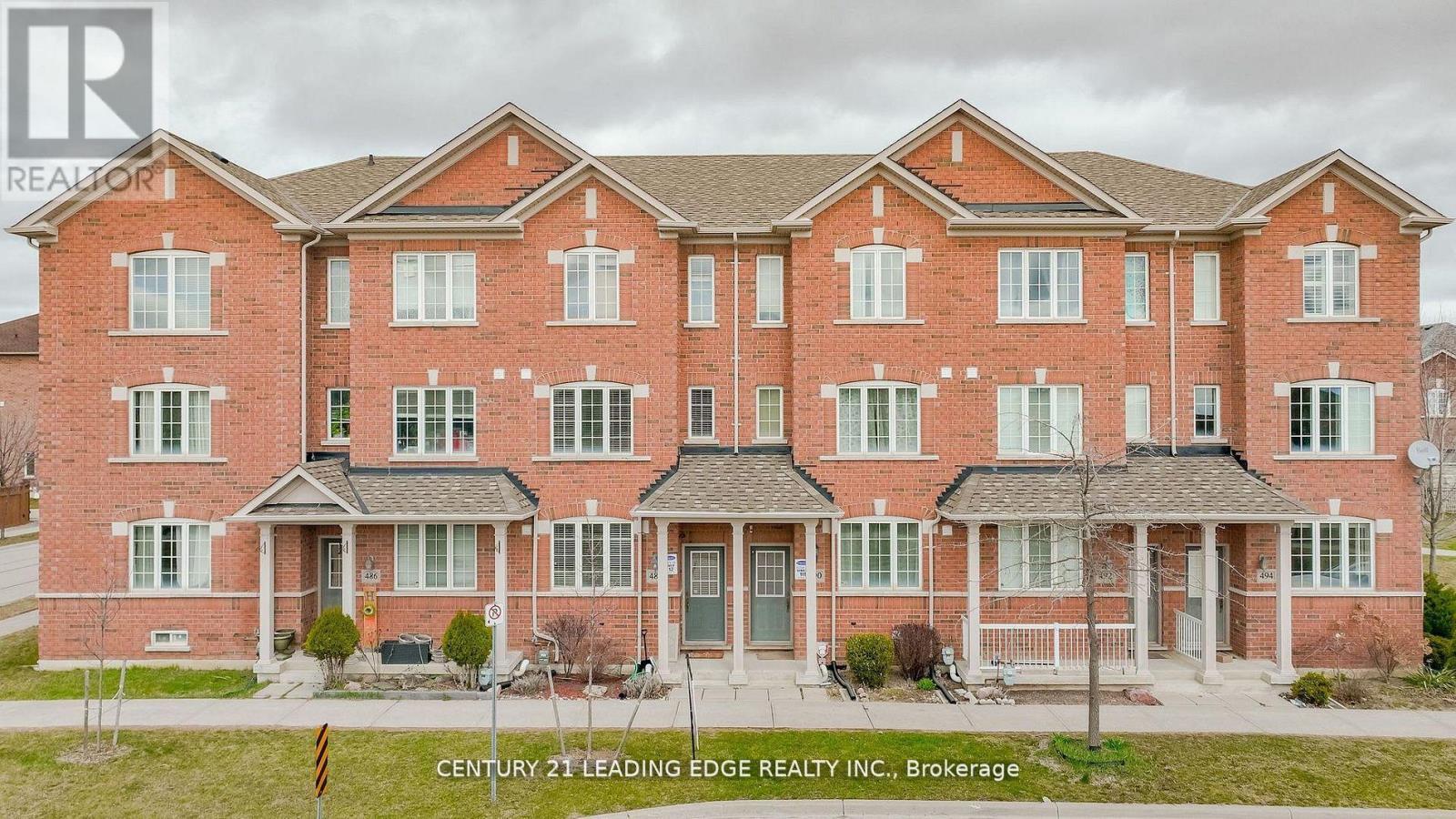 Property at 488 RIVERLANDS AVENUE image 2