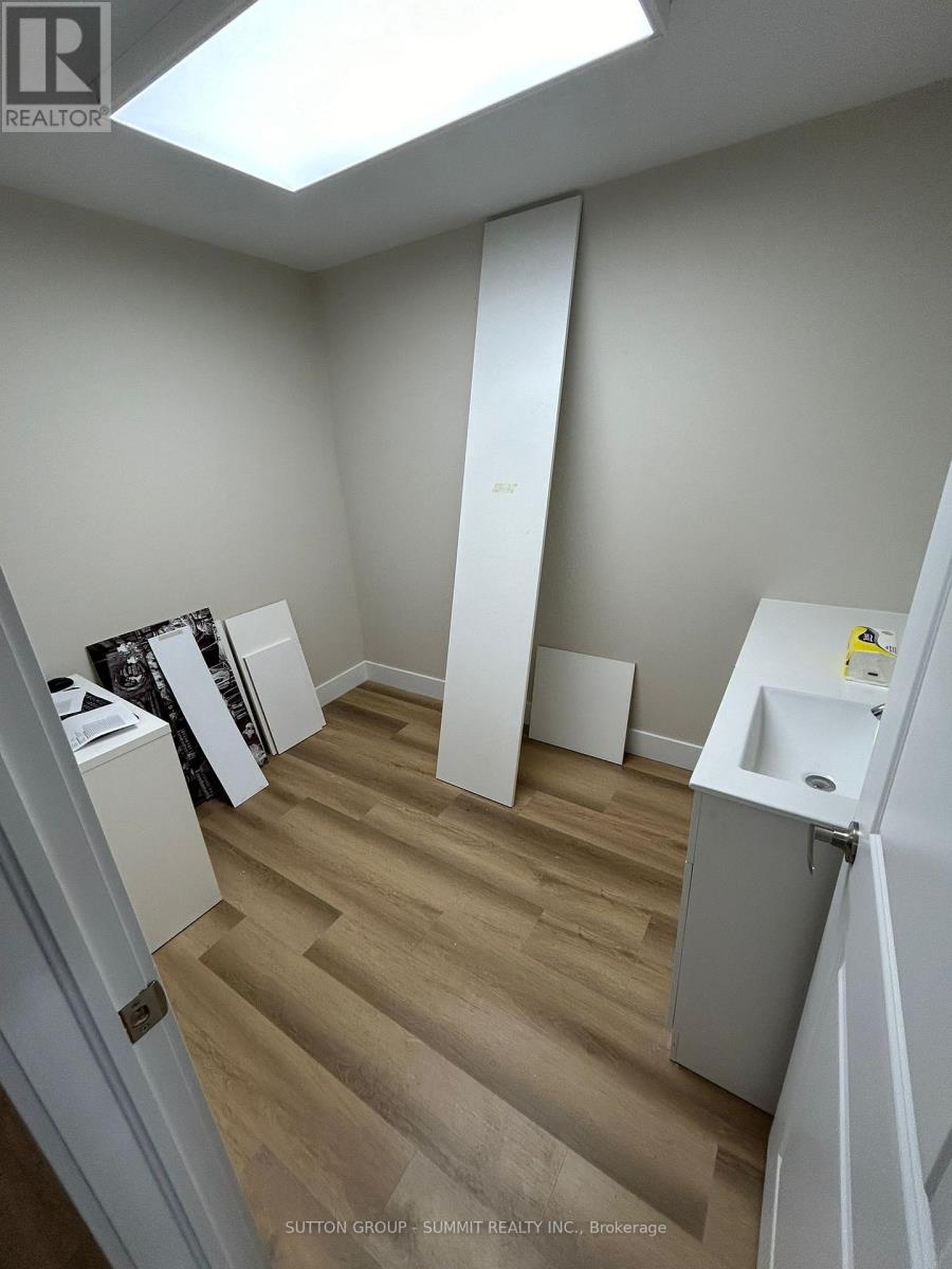 22 - 1118 Centre Street, Vaughan, Ontario  L4J 7R9 - Photo 7 - N12263060