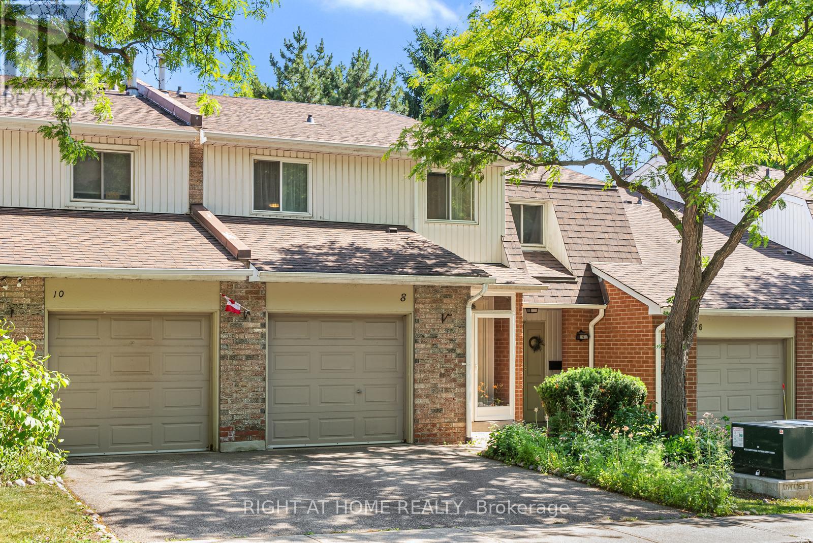 Property at 8 KINDALE WAY image 1