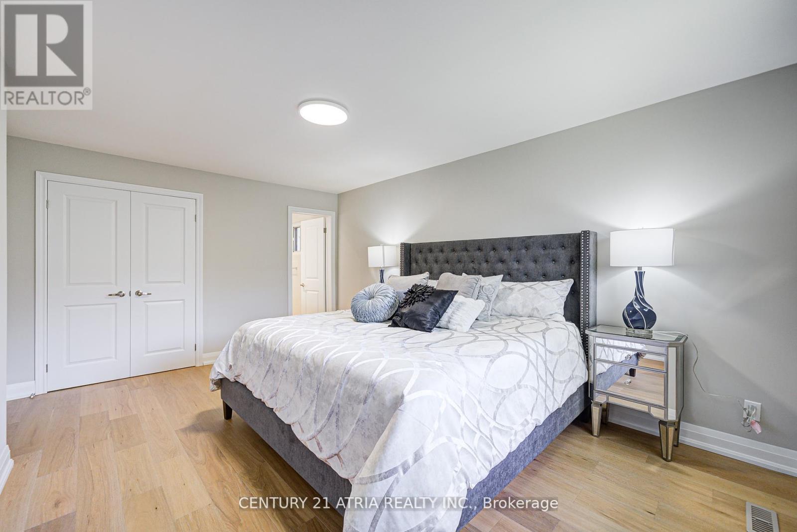 190 Romfield Circuit, Markham, Ontario  L3T 3J1 - Photo 19 - N12263112
