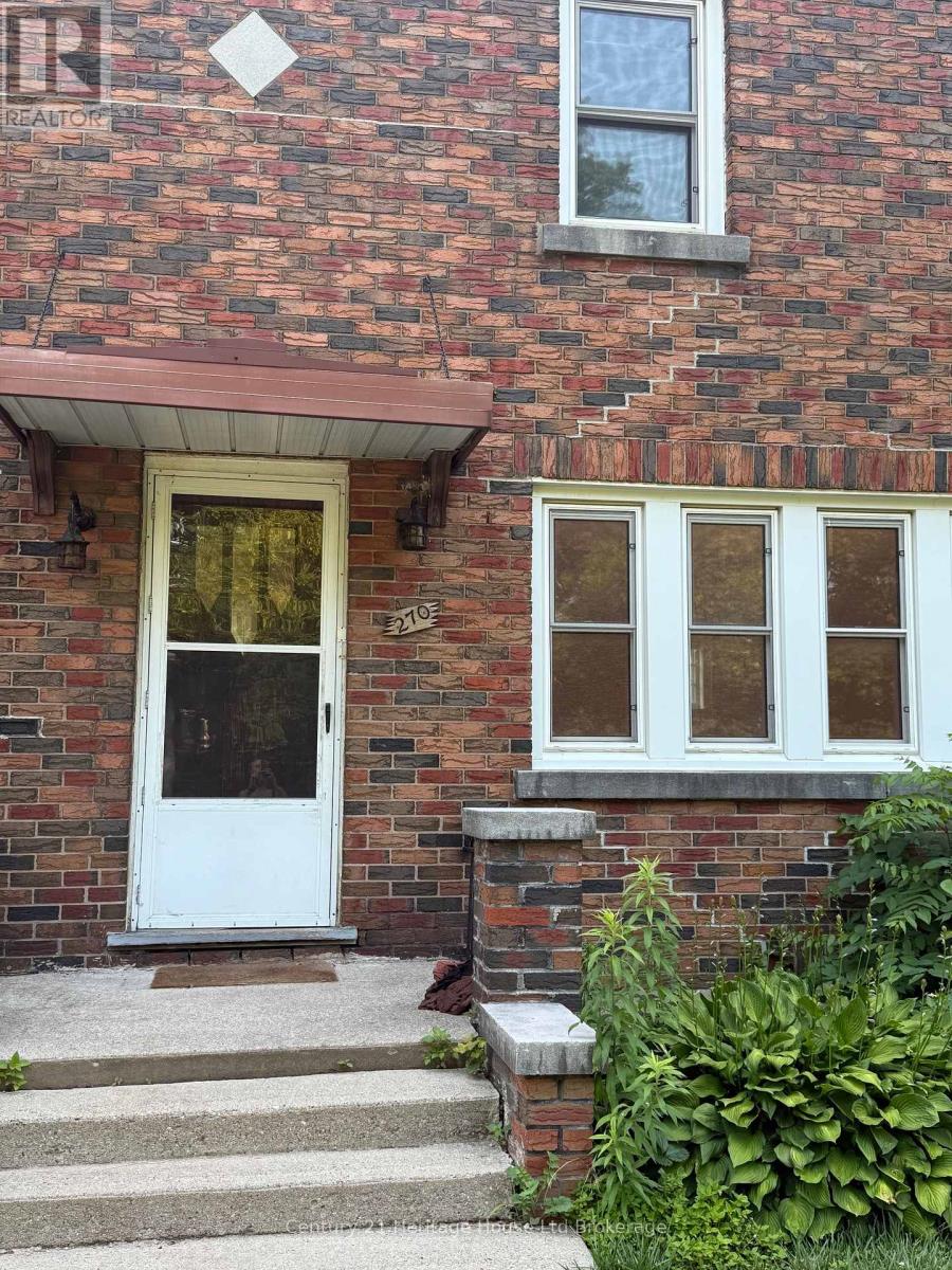 270 Vansittart Avenue, Woodstock (Woodstock - North), Ontario  N4S 6G3 - Photo 1 - X12263155