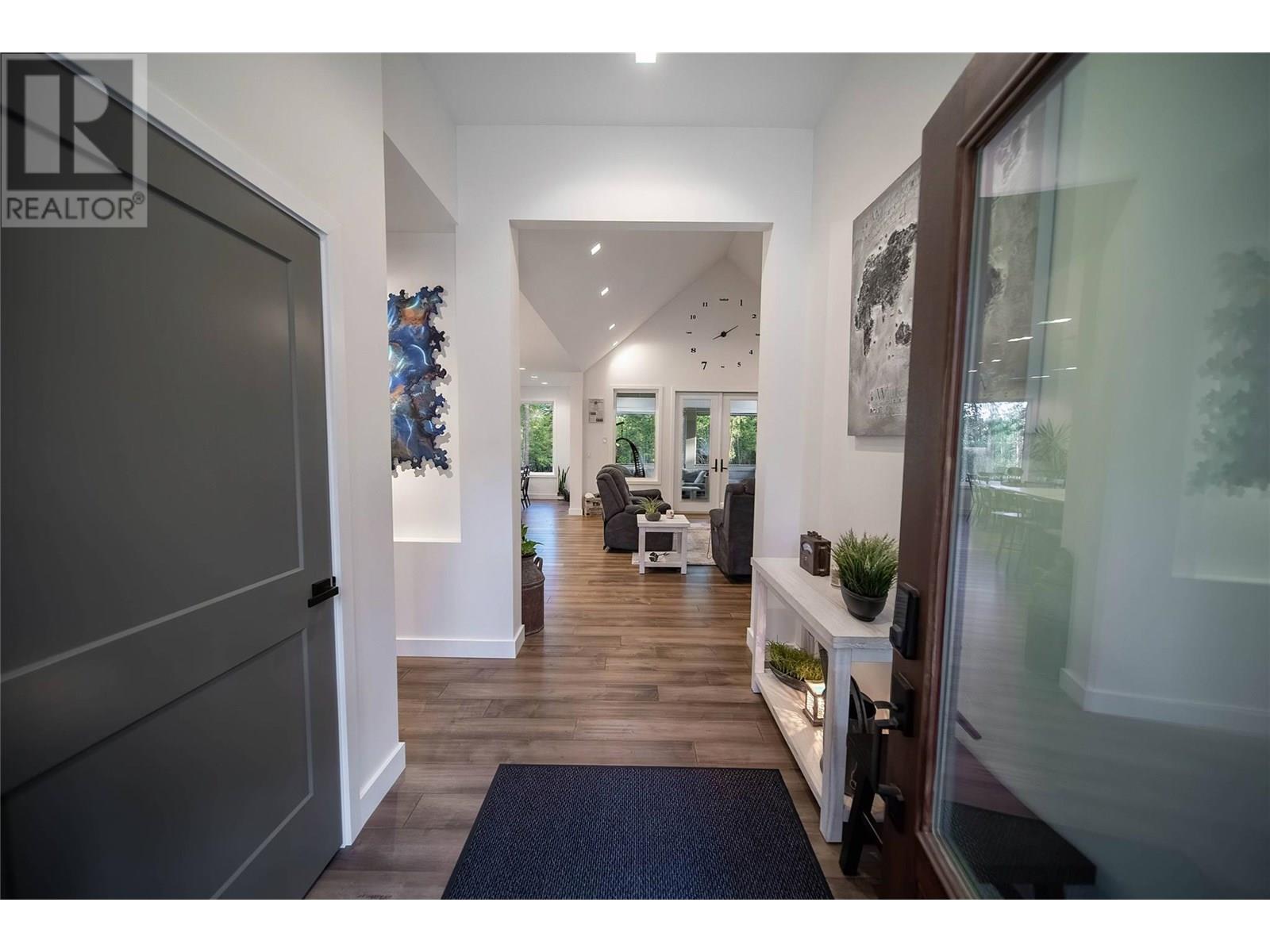 2106 Whistle Wood Way, Cranbrook, British Columbia  V1C 6V6 - Photo 5 - 10353860