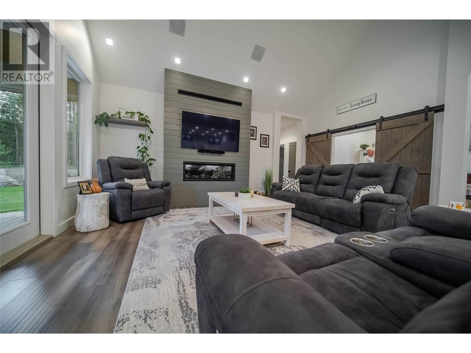 2106 Whistle Wood Way, Cranbrook, British Columbia  V1C 6V6 - Photo 11 - 10353860