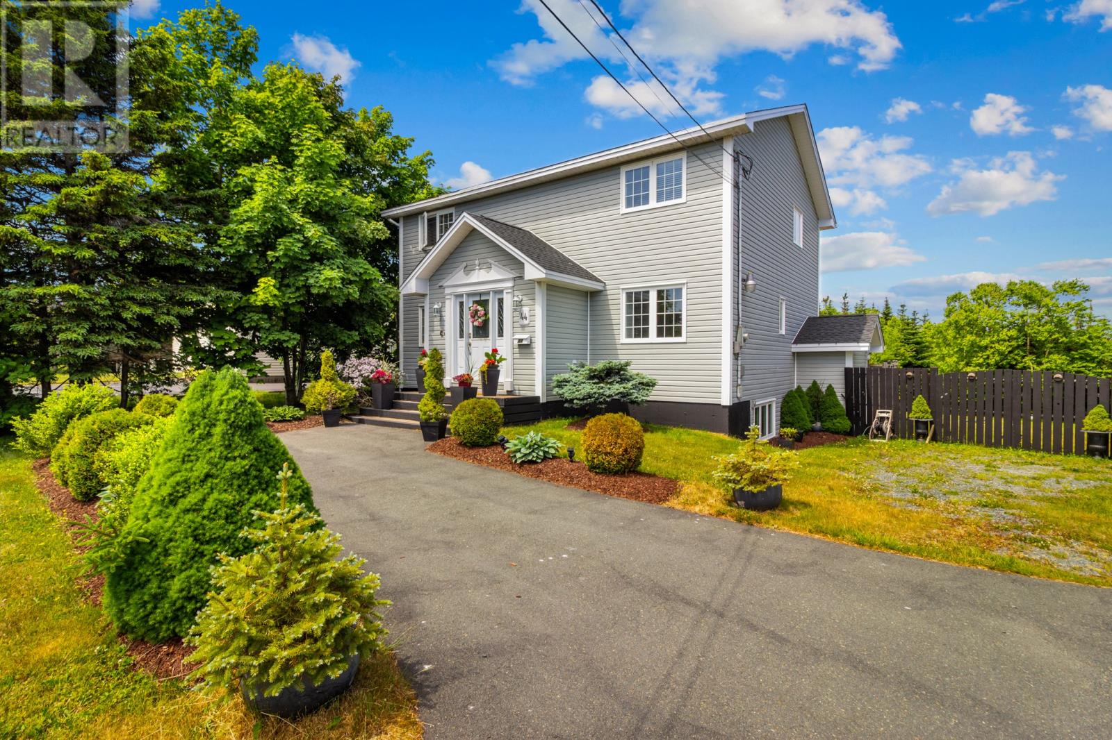 Property at 44 Pulpit Rock Road image 1