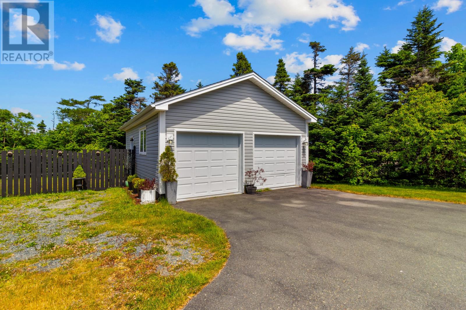 Property at 44 Pulpit Rock Road image 4