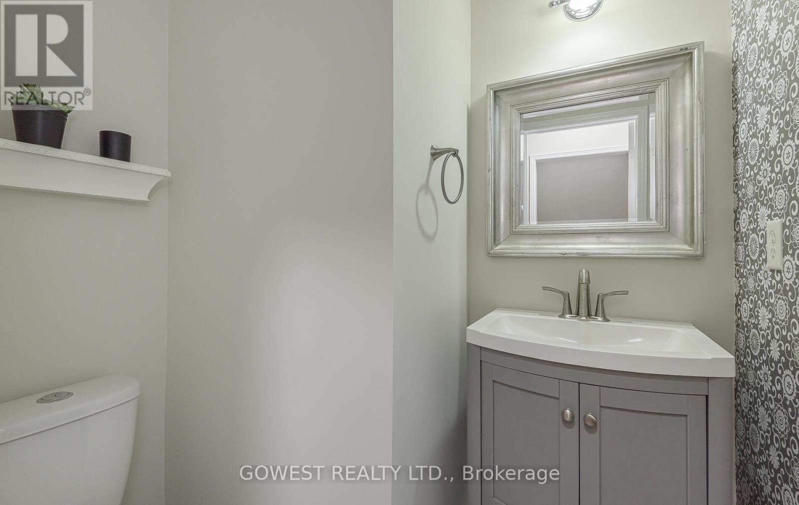 212 Roxton Road, Oakville (Ro River Oaks), Ontario  L6H 6M8 - Photo 18 - W12263016