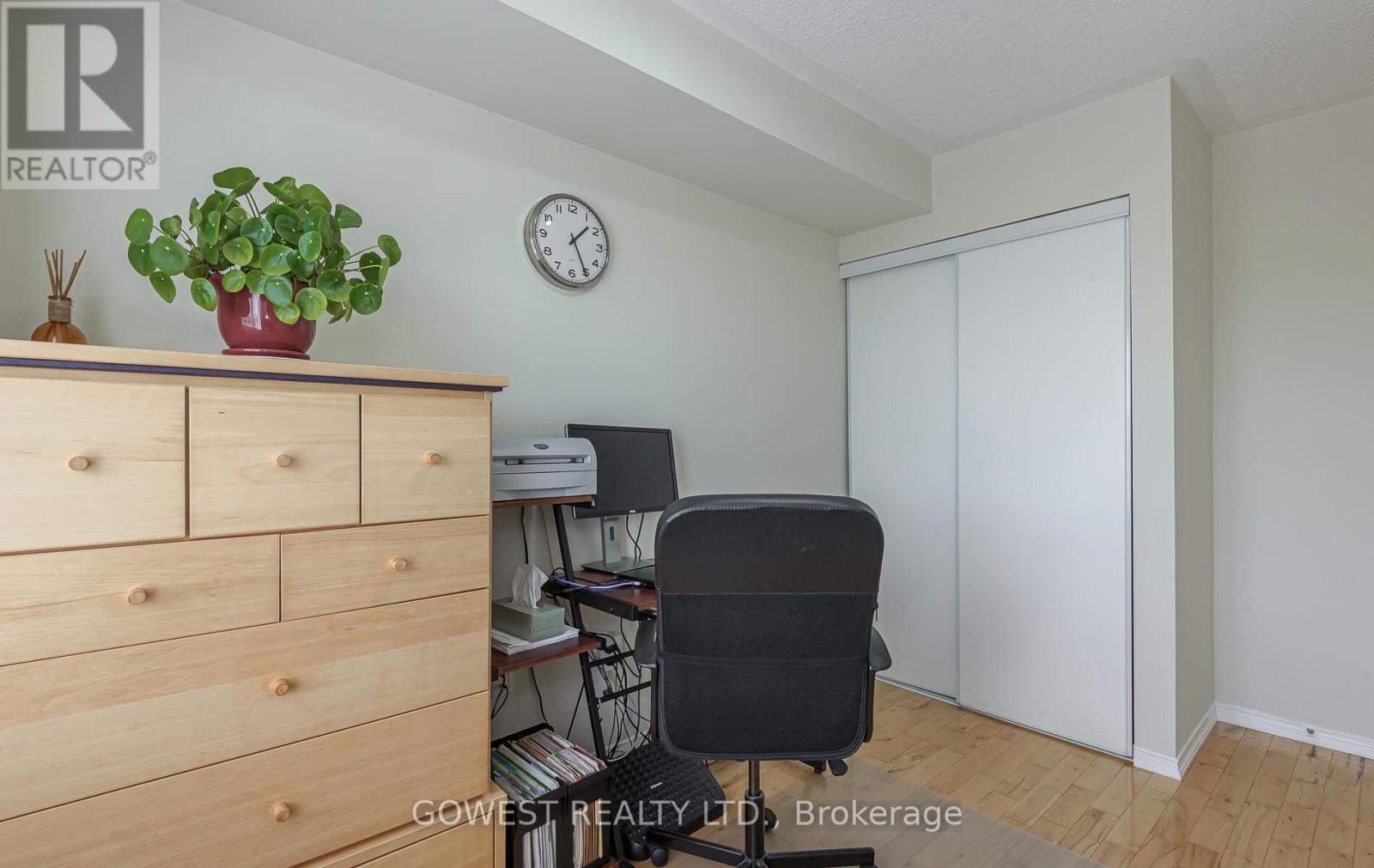 212 Roxton Road, Oakville (Ro River Oaks), Ontario  L6H 6M8 - Photo 29 - W12263016