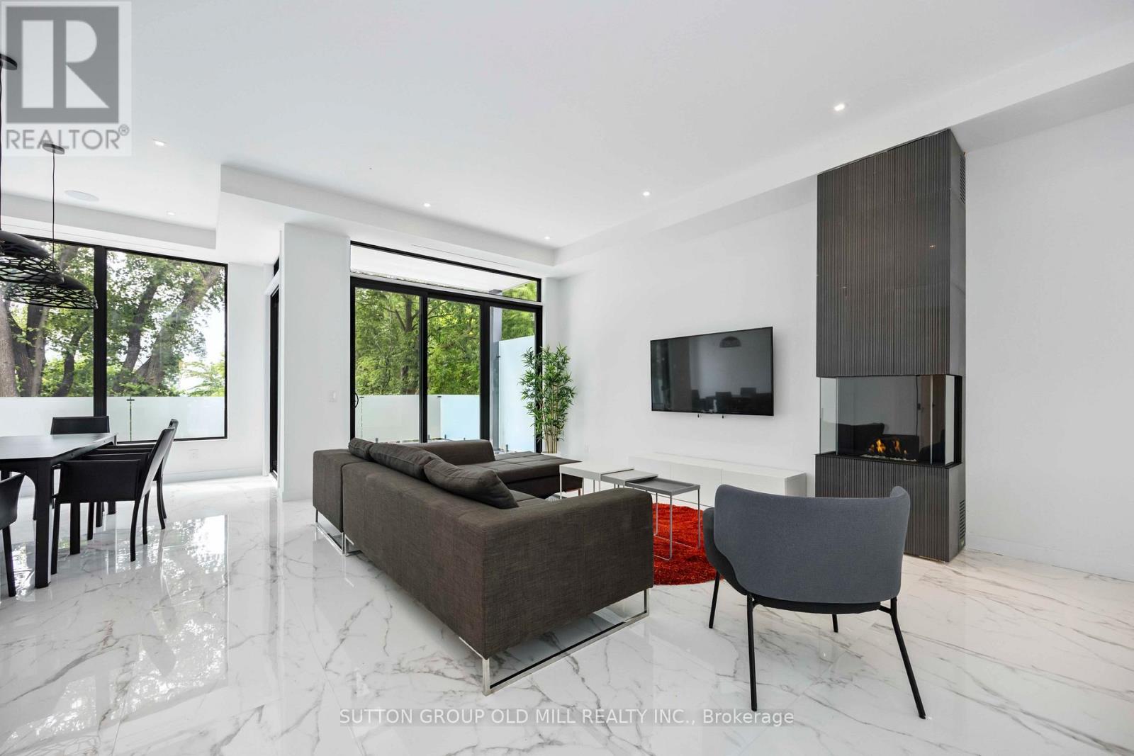 Property at 91 REGAL ROAD image 5