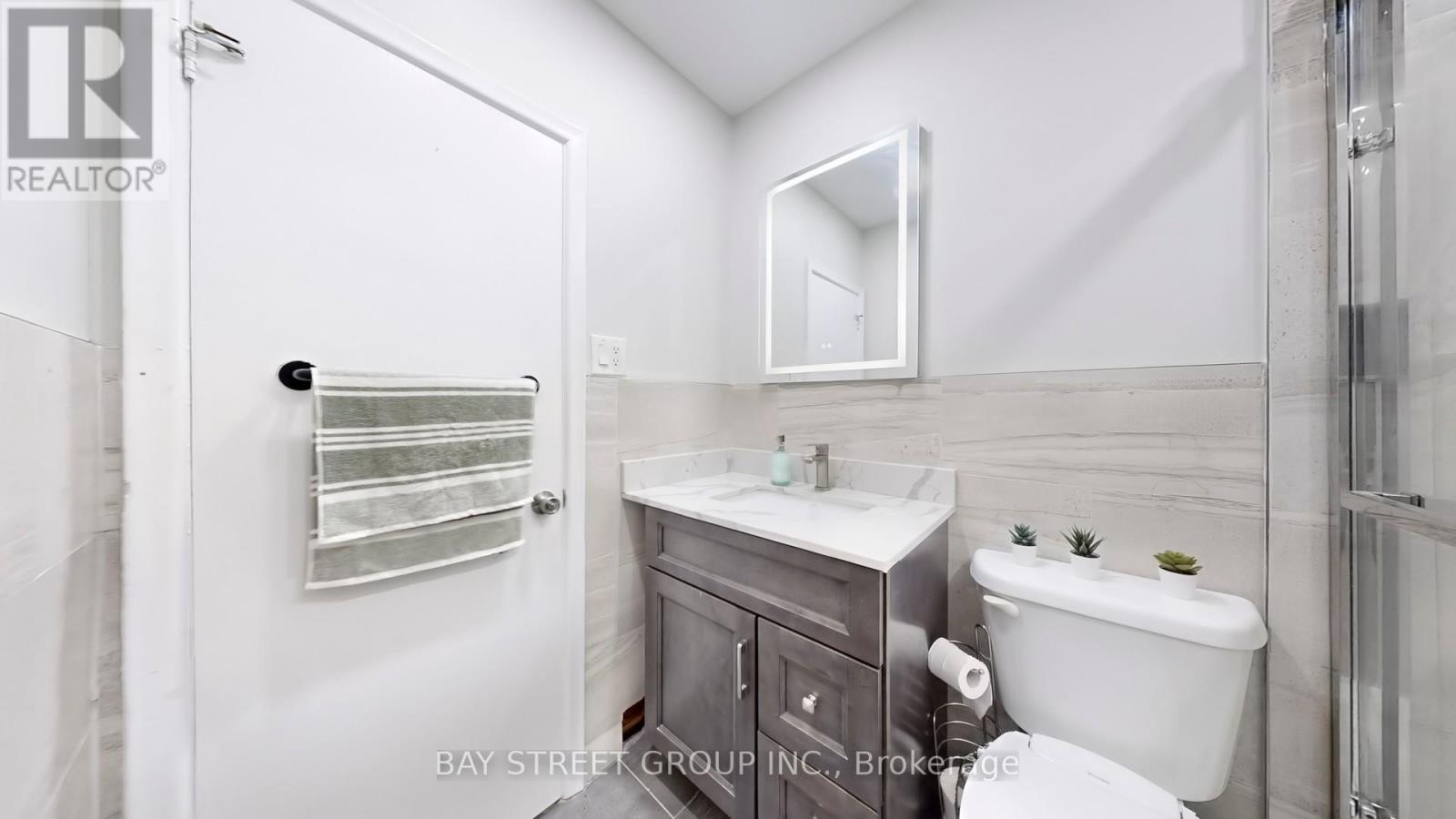 15 Macleod Street, Toronto, Ontario  M6L 2M7 - Photo 20 - W12263116