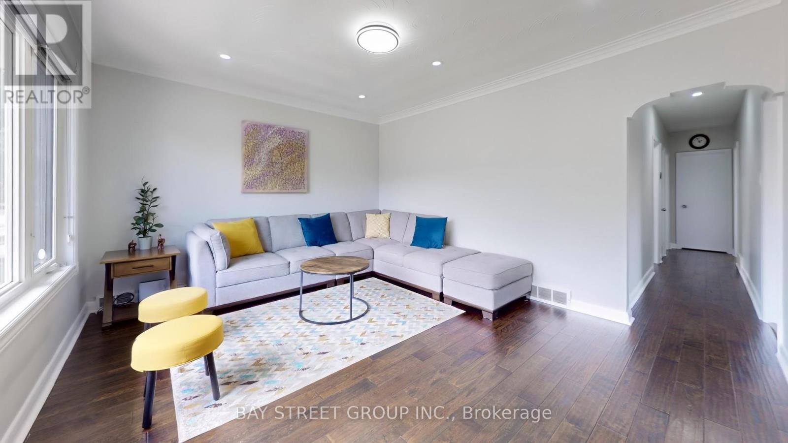 15 Macleod Street, Toronto, Ontario  M6L 2M7 - Photo 7 - W12263116