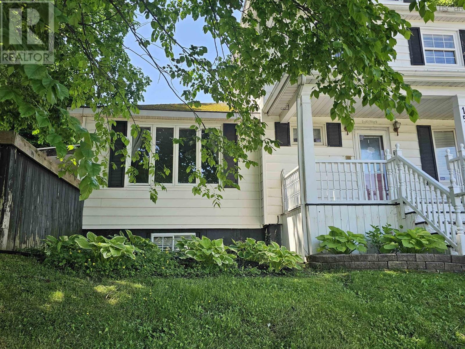 150 Rockdale Avenue, Sydney, Nova Scotia  B1P 1Z5 - Photo 2 - 202505354