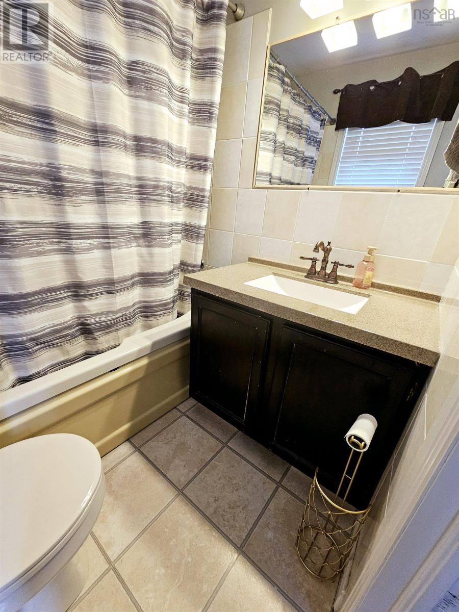 150 Rockdale Avenue, Sydney, Nova Scotia  B1P 1Z5 - Photo 34 - 202505354