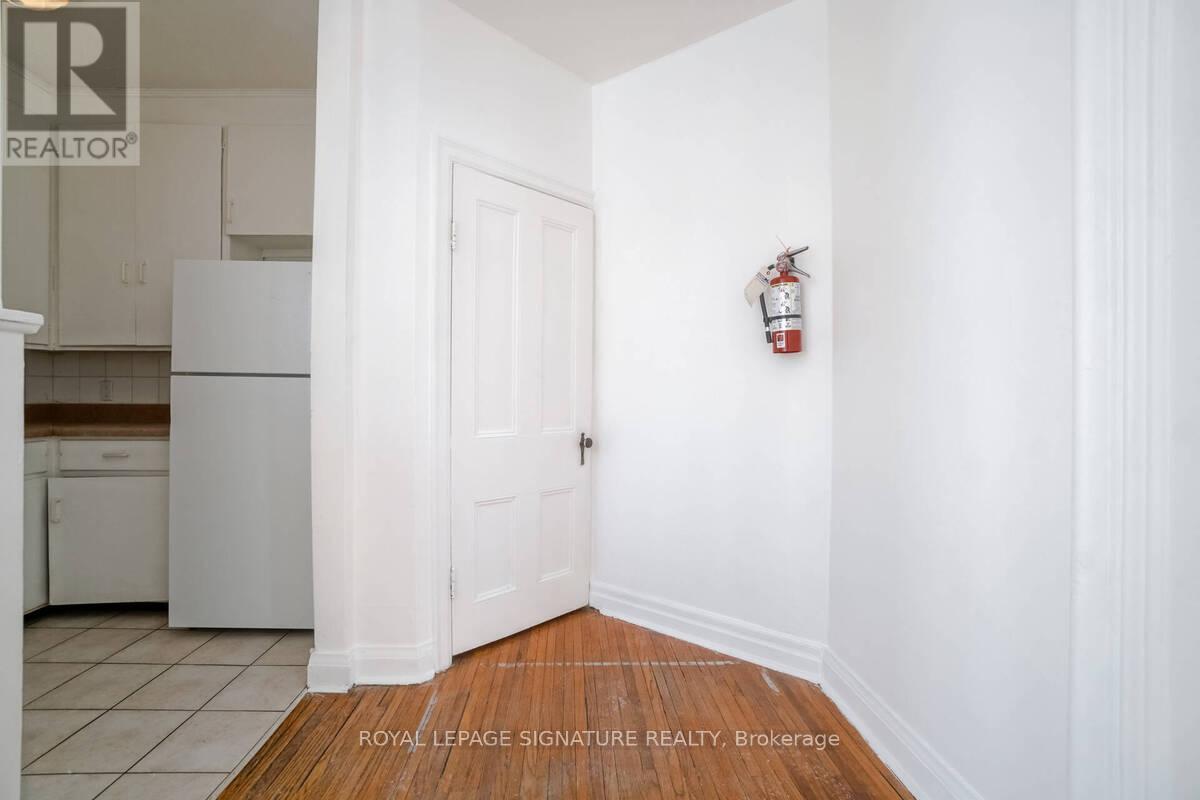 48 David Street, Brampton, Ontario  L6X 1J5 - Photo 17 - W12263173