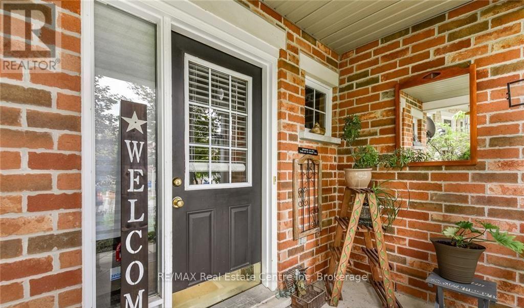 Property at 21 TRUESDALE CRESCENT image 5