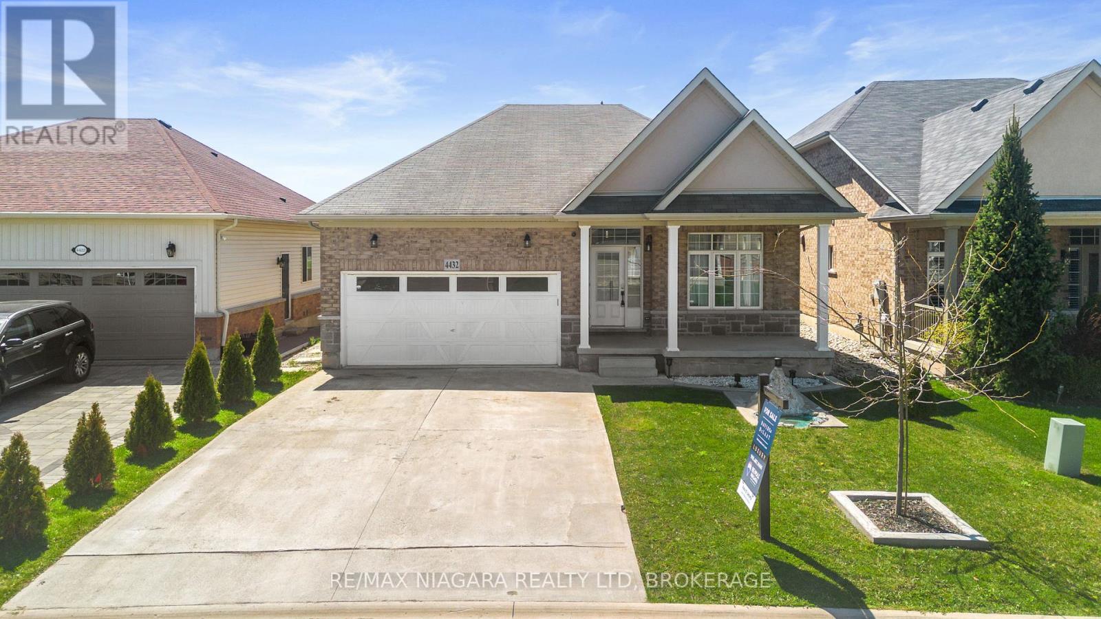 Property at 4432 CINNAMON GROVE image 1