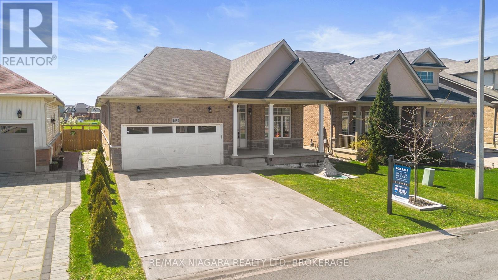 Property at 4432 CINNAMON GROVE image 2