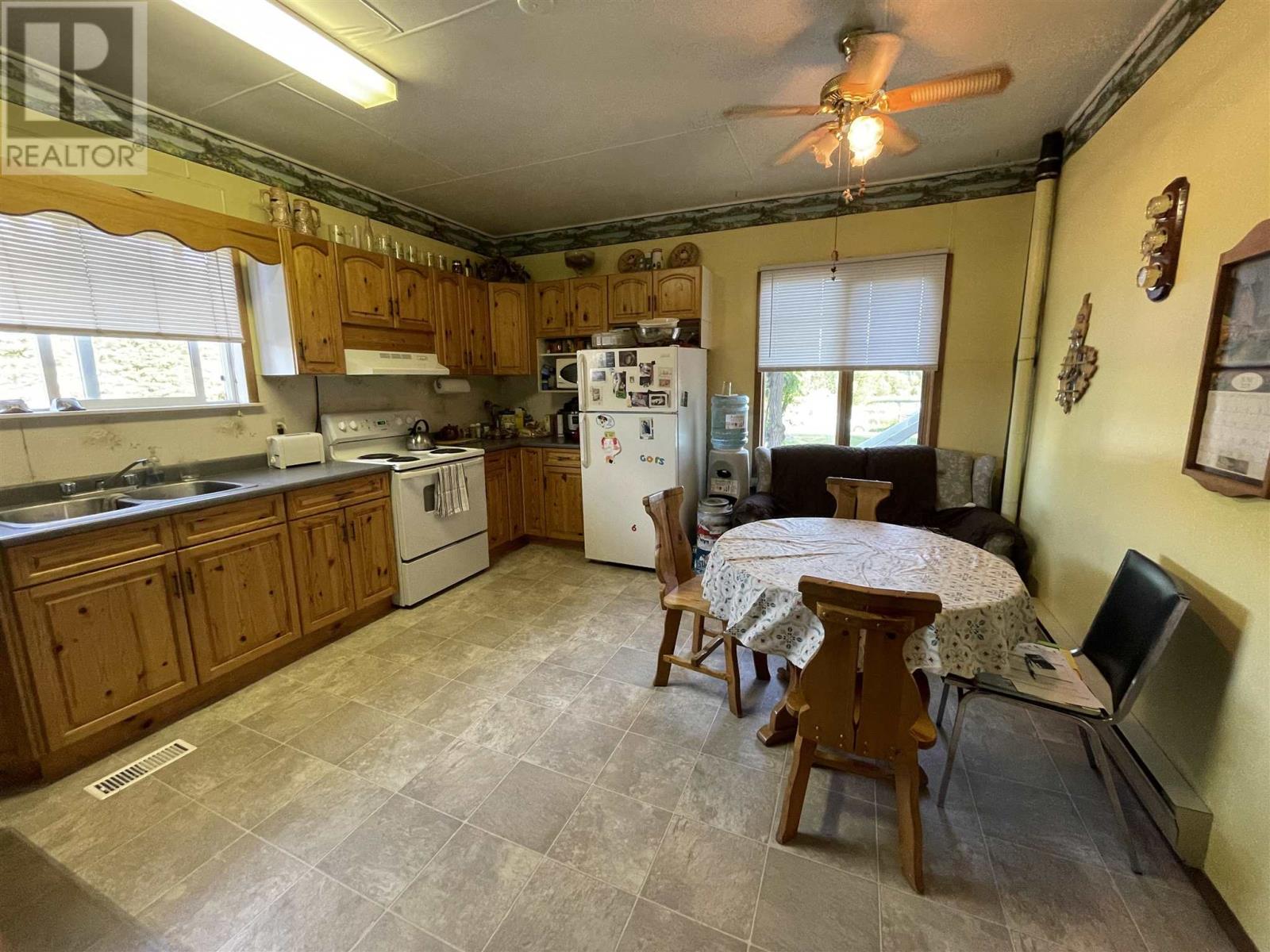 18808 Hwy 17, Oxdrift, Ontario  P0V 2J0 - Photo 15 - TB252004