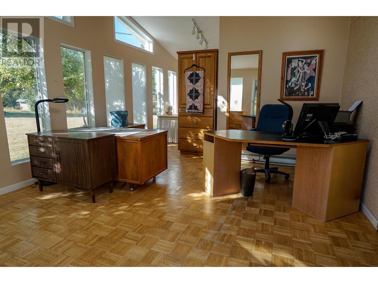 2697 Shoreacres Road, Castlegar, British Columbia  V1N 4R1 - Photo 13 - 10354770