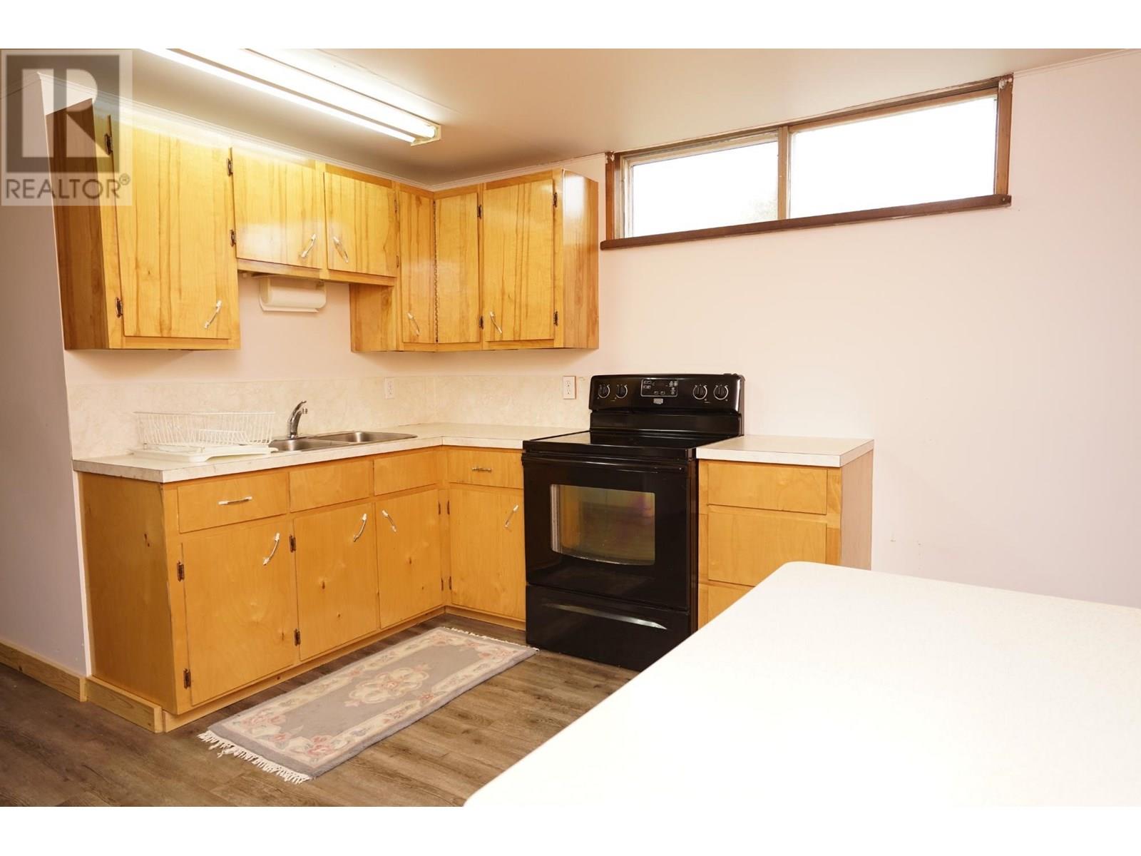 2697 Shoreacres Road, Castlegar, British Columbia  V1N 4R1 - Photo 24 - 10354770