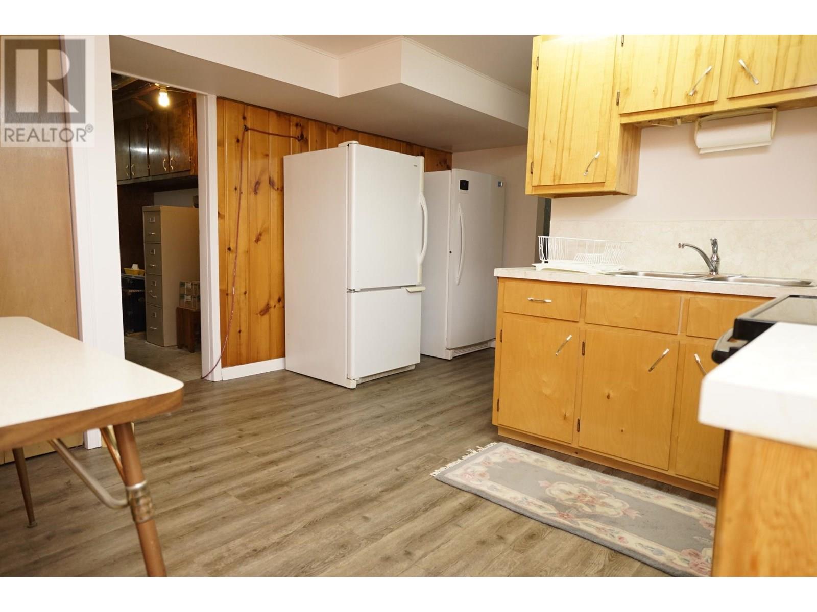 2697 Shoreacres Road, Castlegar, British Columbia  V1N 4R1 - Photo 25 - 10354770