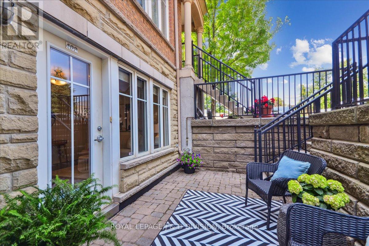 Property at 402 - 34 WESTERN BATTERY ROAD image 4