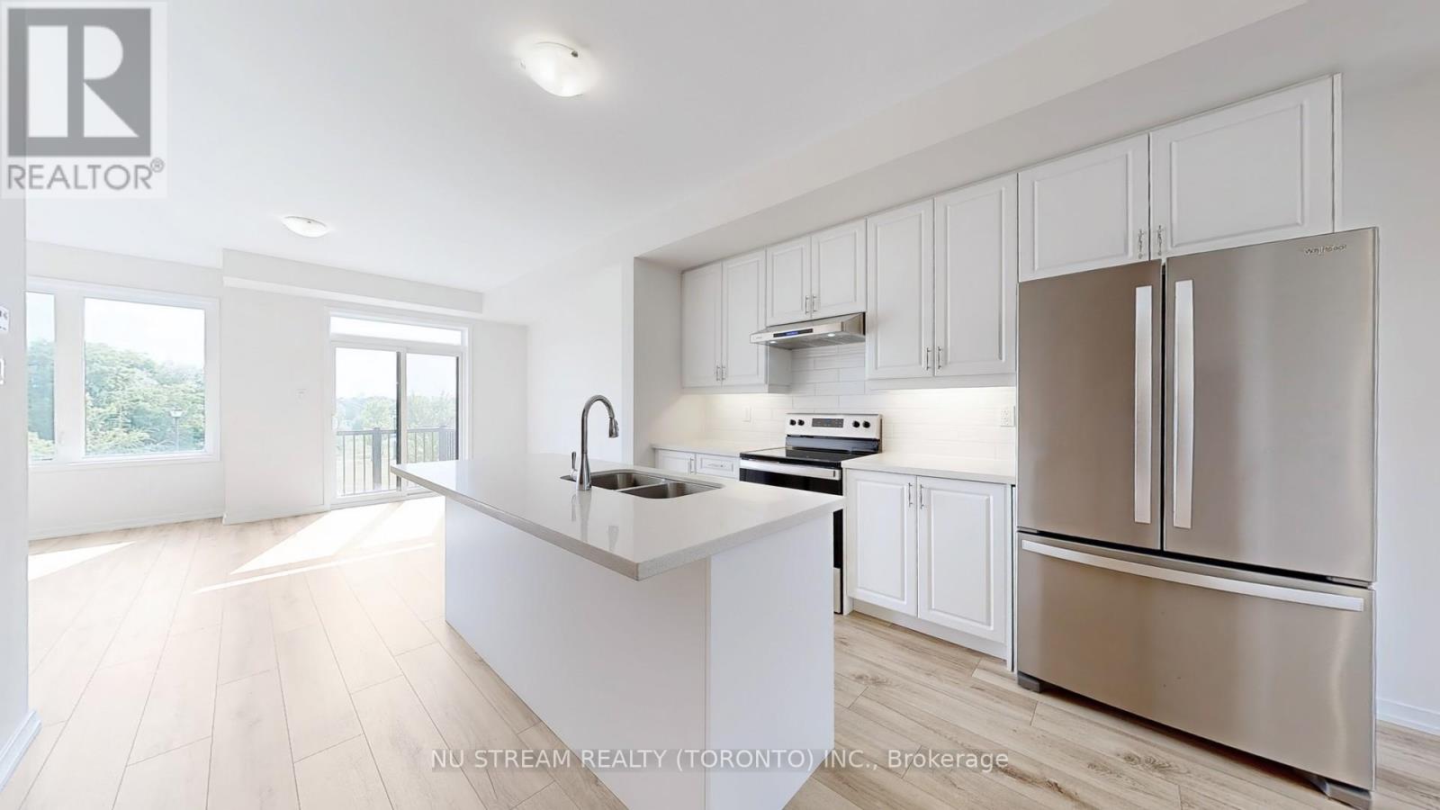 17 Rattenbury Road, Vaughan, Ontario  L6A 5C5 - Photo 2 - N12254818