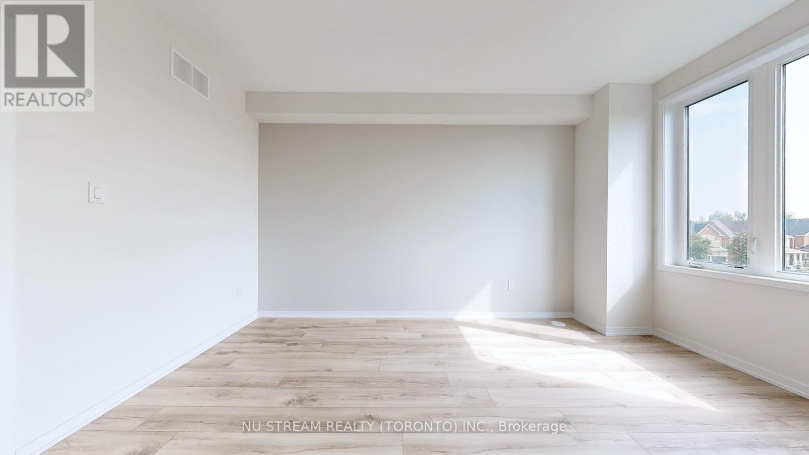 17 Rattenbury Road, Vaughan, Ontario  L6A 5C5 - Photo 20 - N12254818