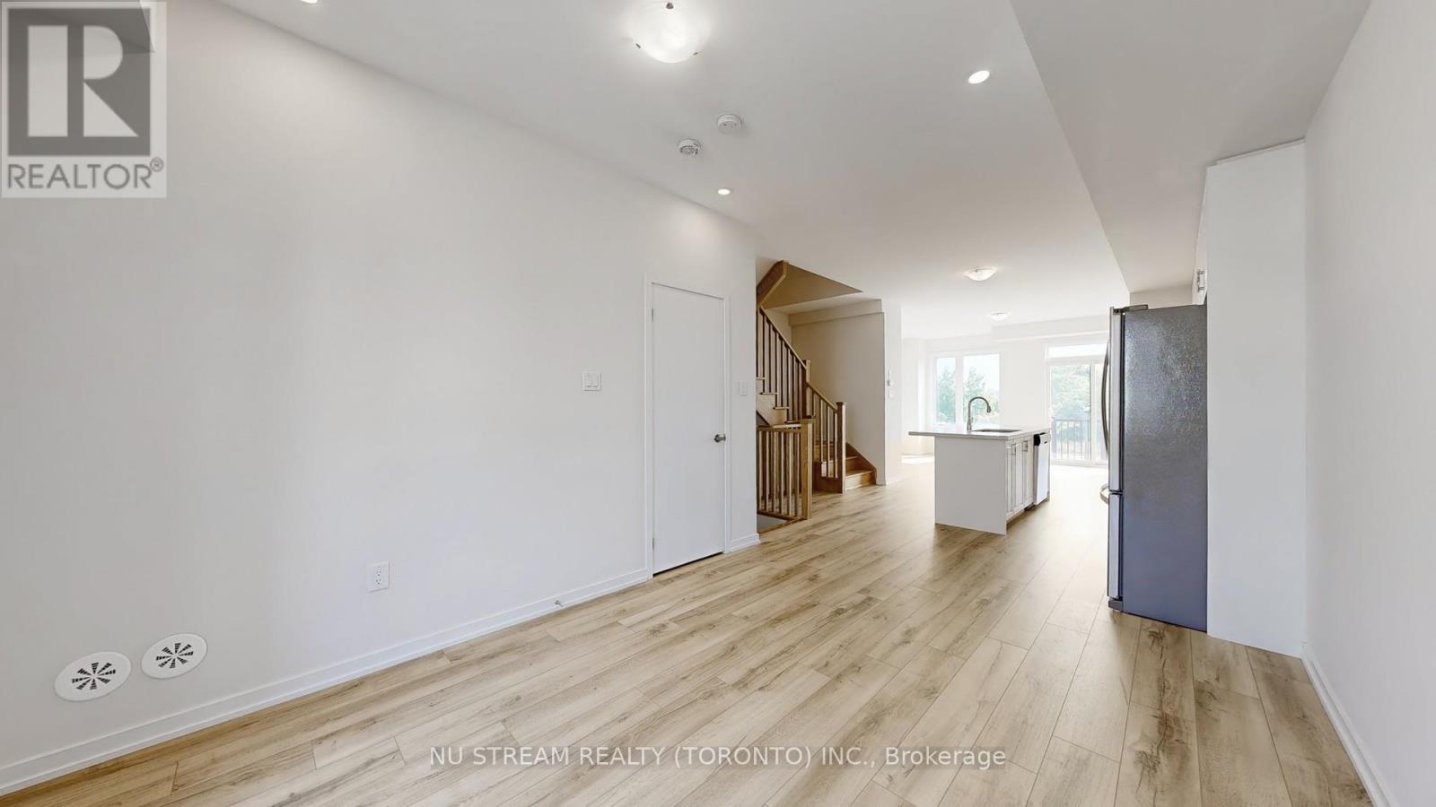 17 Rattenbury Road, Vaughan, Ontario  L6A 5C5 - Photo 15 - N12254818