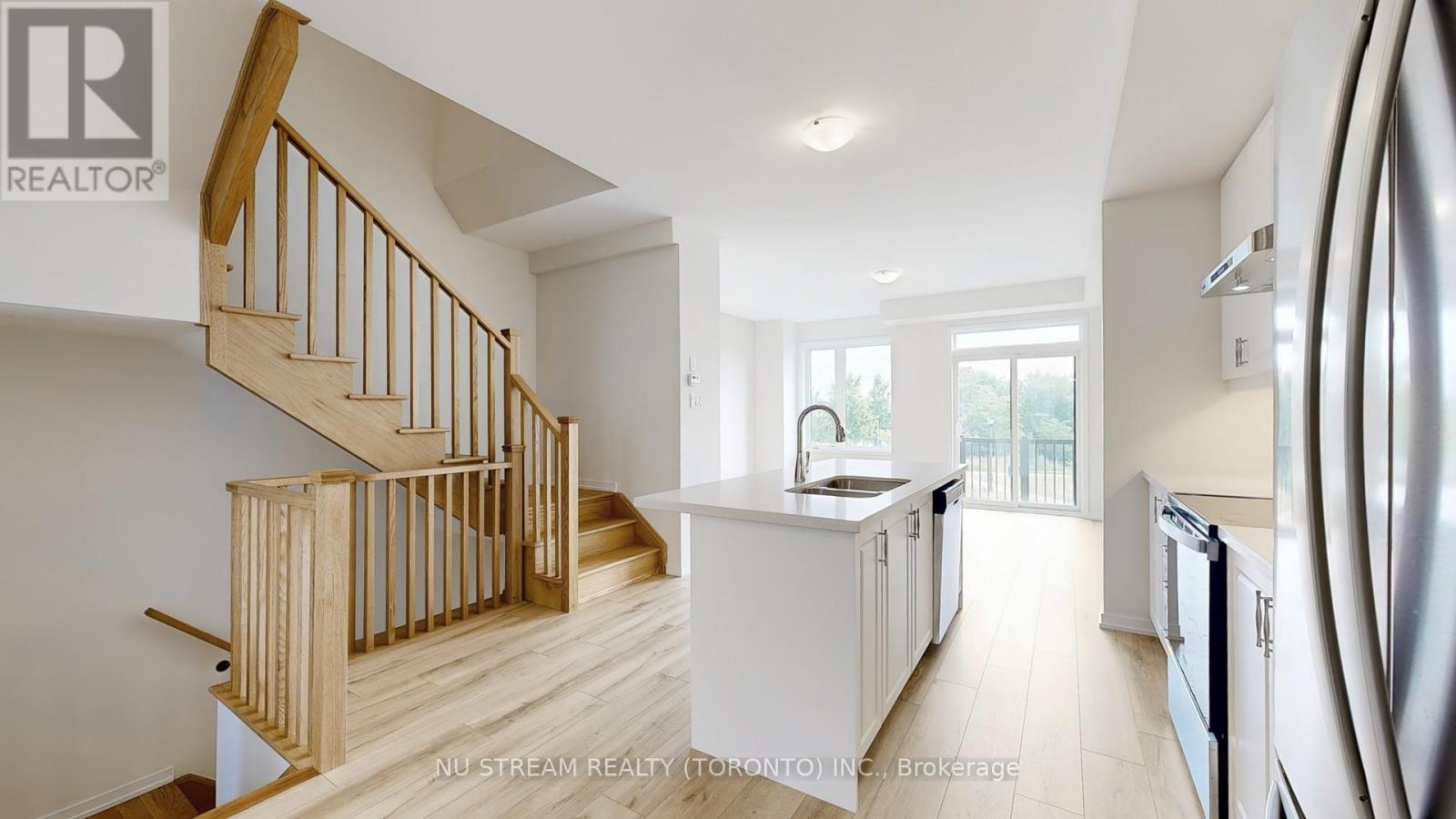17 Rattenbury Road, Vaughan, Ontario  L6A 5C5 - Photo 4 - N12254818