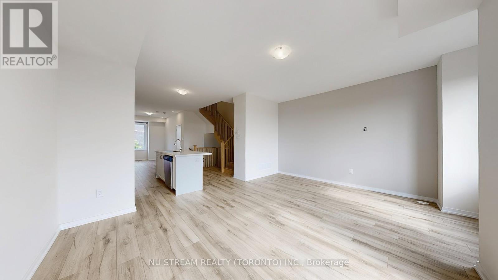 17 Rattenbury Road, Vaughan, Ontario  L6A 5C5 - Photo 9 - N12254818