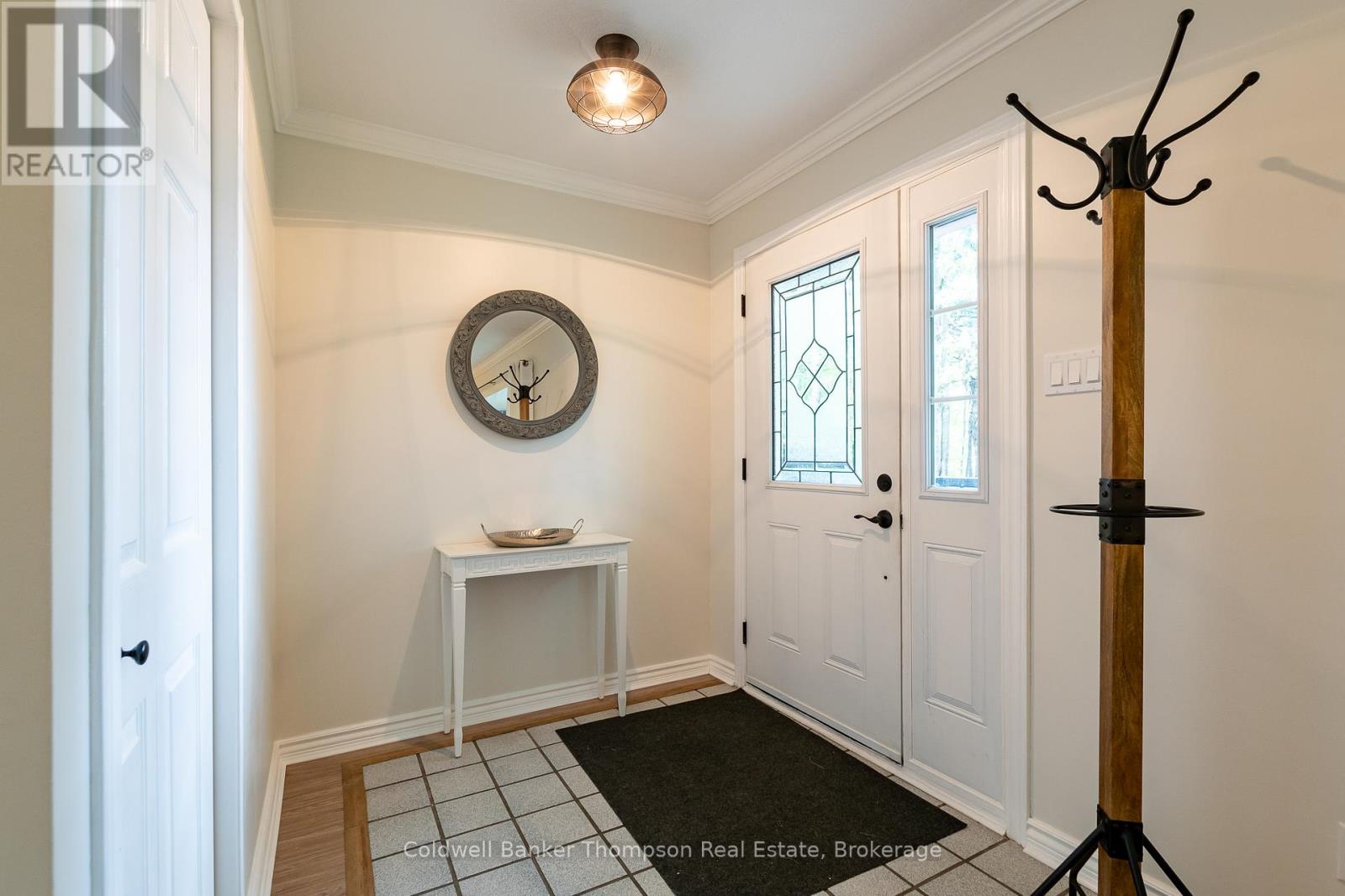 549 Greer Road, Huntsville, Ontario  P0B 1M0 - Photo 3 - X12263313