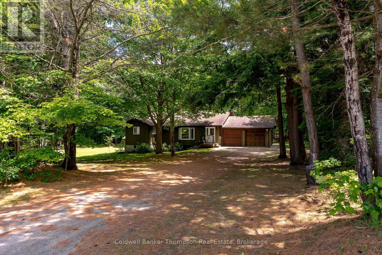 549 Greer Road, Huntsville, Ontario  P0B 1M0 - Photo 36 - X12263313