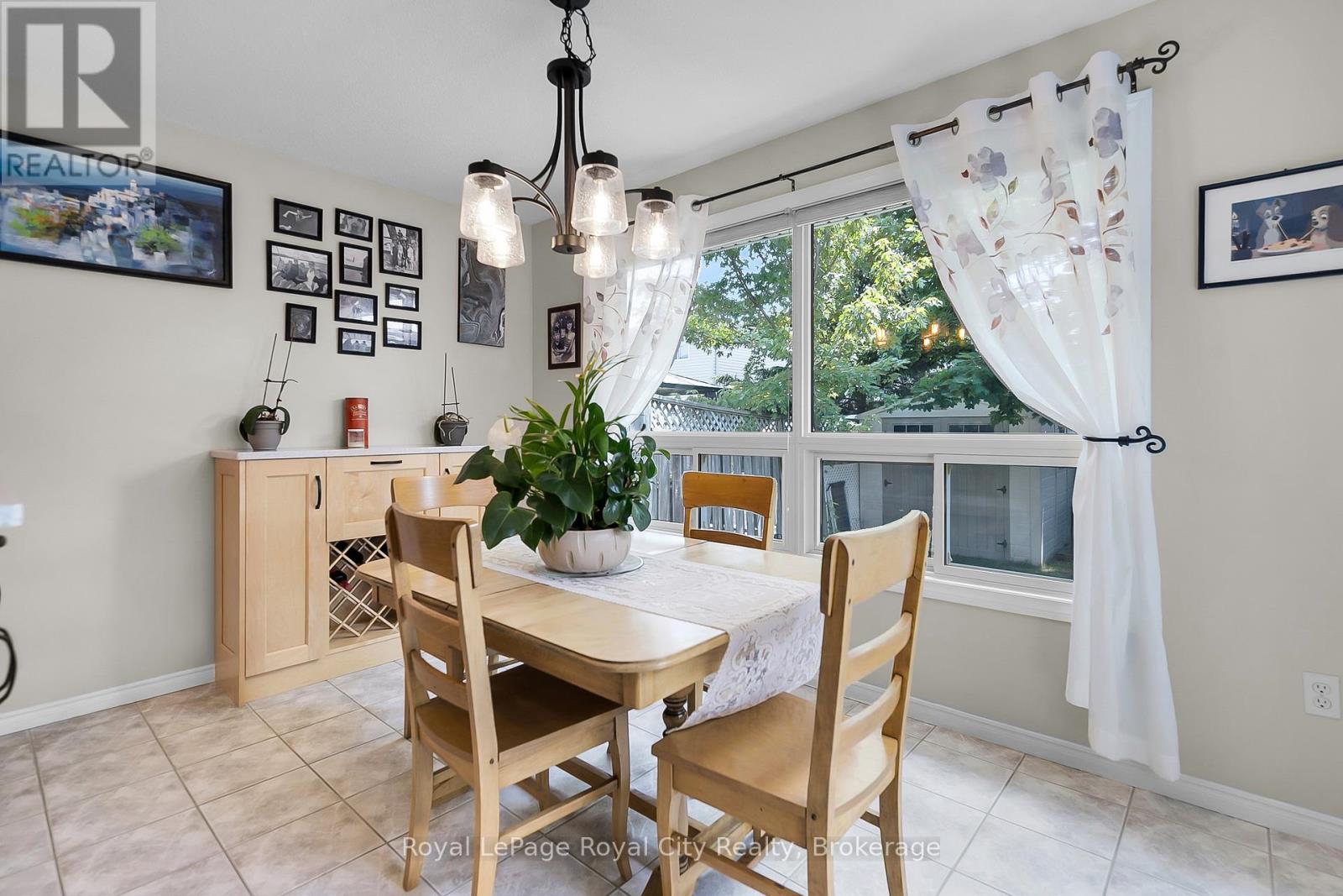 43 Hagan Avenue, Guelph, Ontario N1E 7B7 - Photo 12 - X12263333