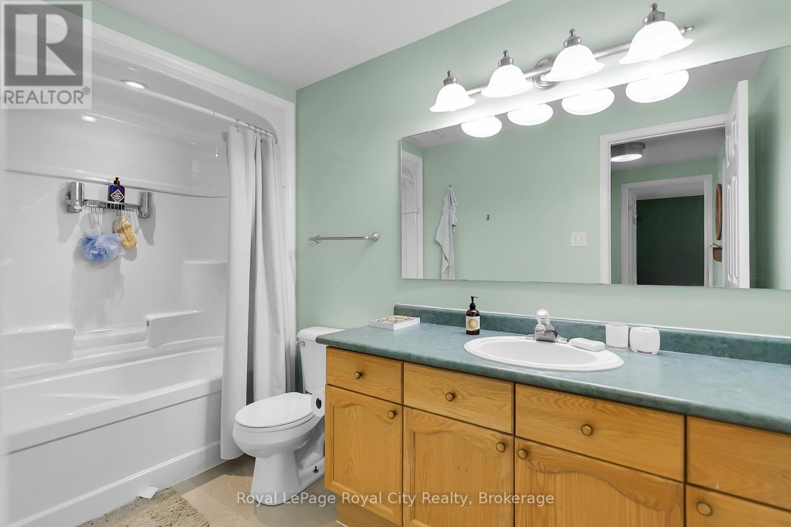 43 Hagan Avenue, Guelph, Ontario N1E 7B7 - Photo 19 - X12263333