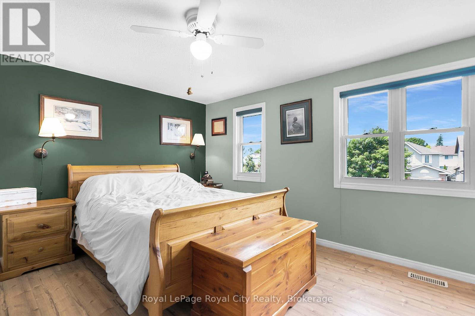 43 Hagan Avenue, Guelph, Ontario N1E 7B7 - Photo 21 - X12263333