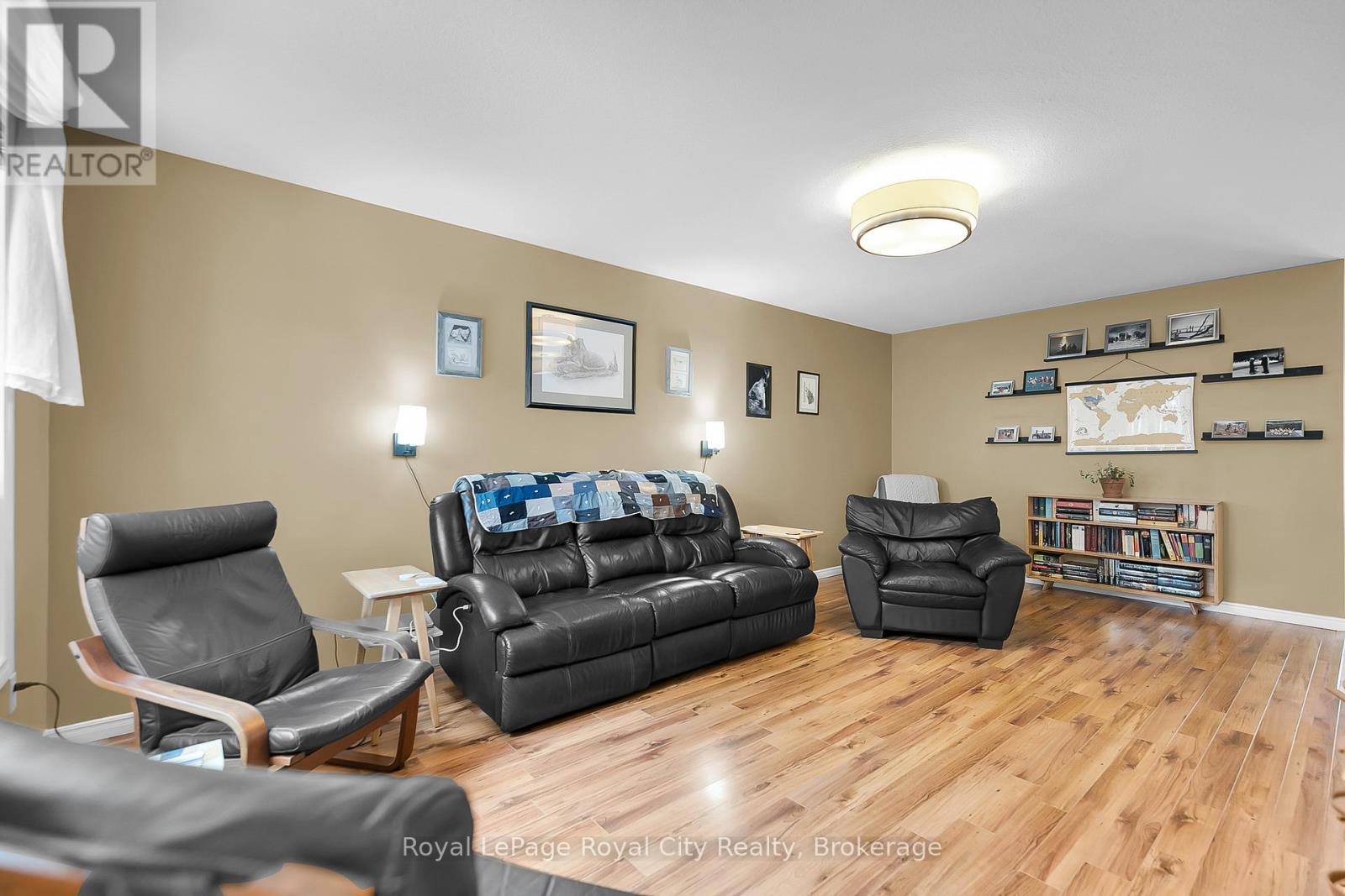 43 Hagan Avenue, Guelph, Ontario N1E 7B7 - Photo 7 - X12263333