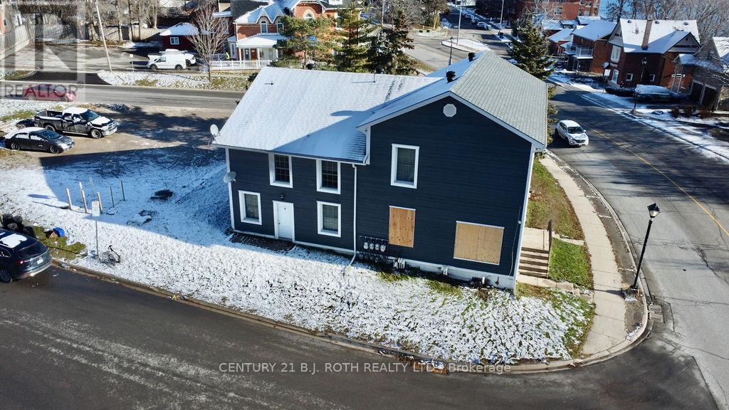 194 Dunlop Street E, Barrie (Lakeshore), Ontario  L4M 1B4 - Photo 5 - S12253457