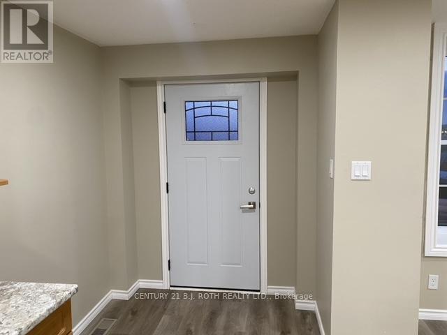 194 Dunlop Street E, Barrie, Ontario  L4M 1B4 - Photo 12 - S12251647