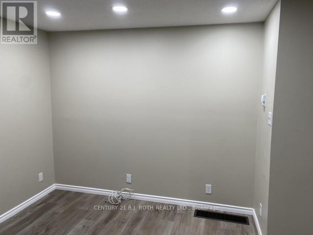 194 Dunlop Street E, Barrie, Ontario  L4M 1B4 - Photo 16 - S12251647