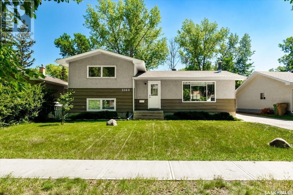 3069 Grant ROAD, Regina, Saskatchewan