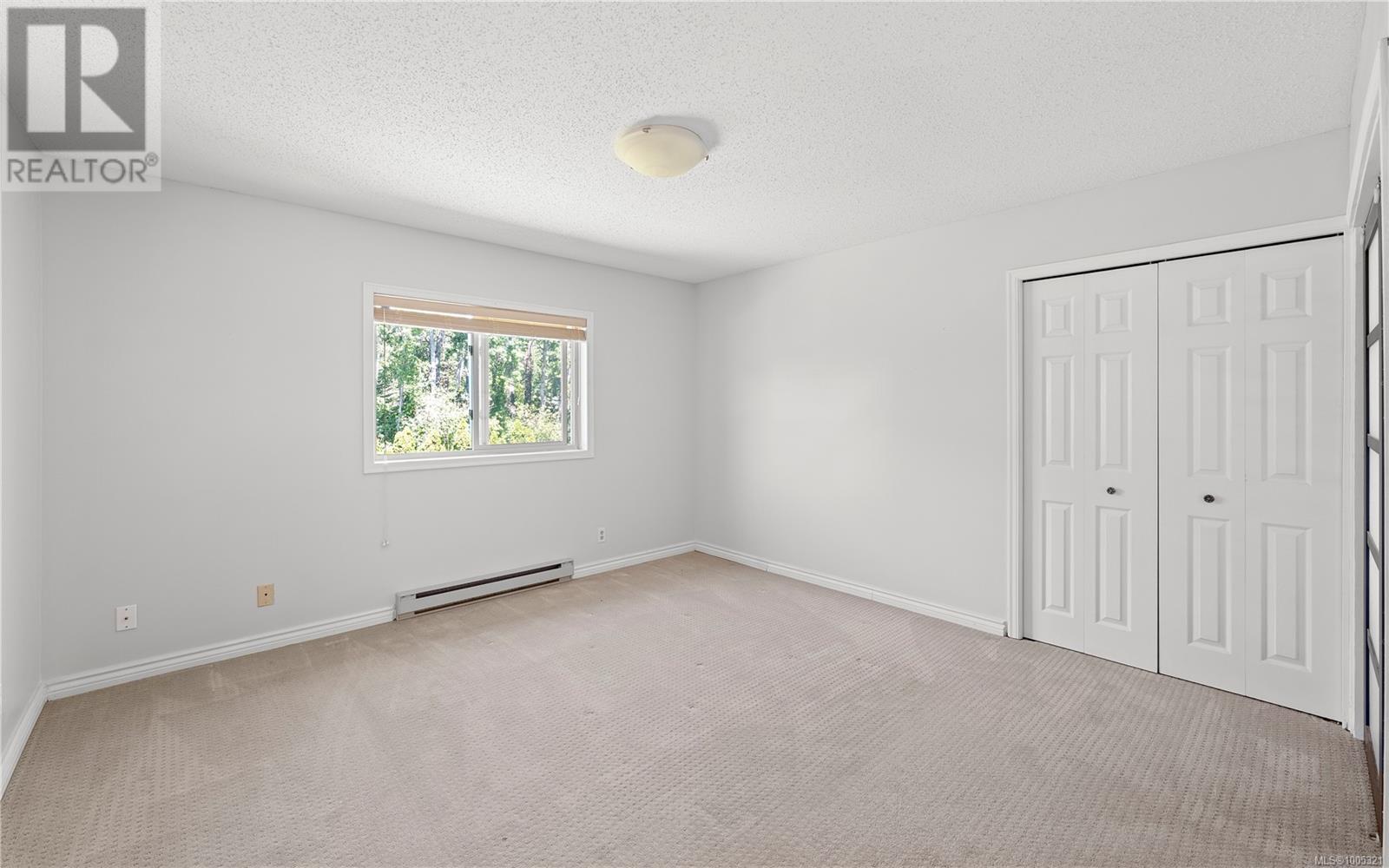 Property at 3152 Wessex Close image 4