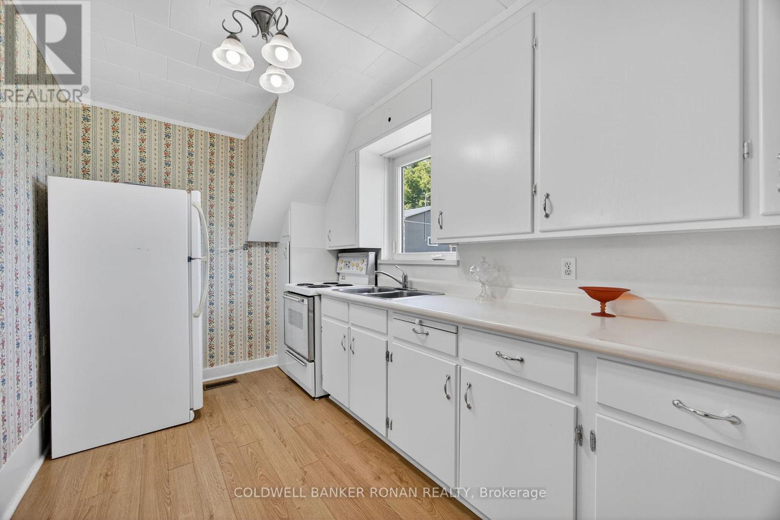 5376 County 15 Road, Adjala-Tosorontio, Ontario  L9R 1V3 - Photo 16 - N12263259