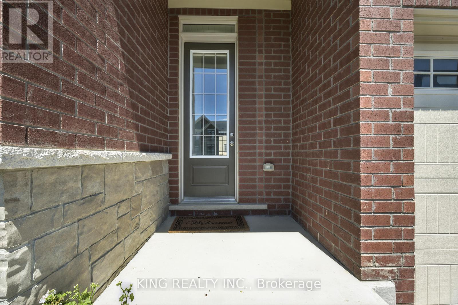 Property at 2 EMERALD GROVE image 4