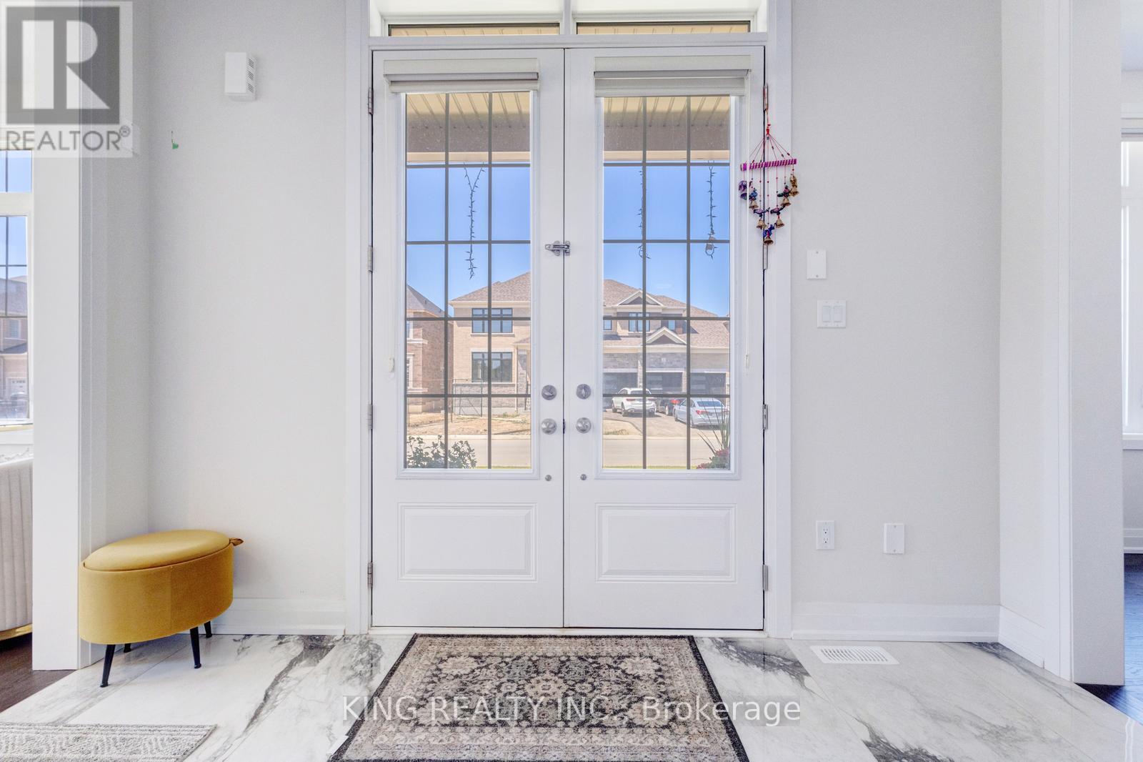 Property at 2 EMERALD GROVE image 5