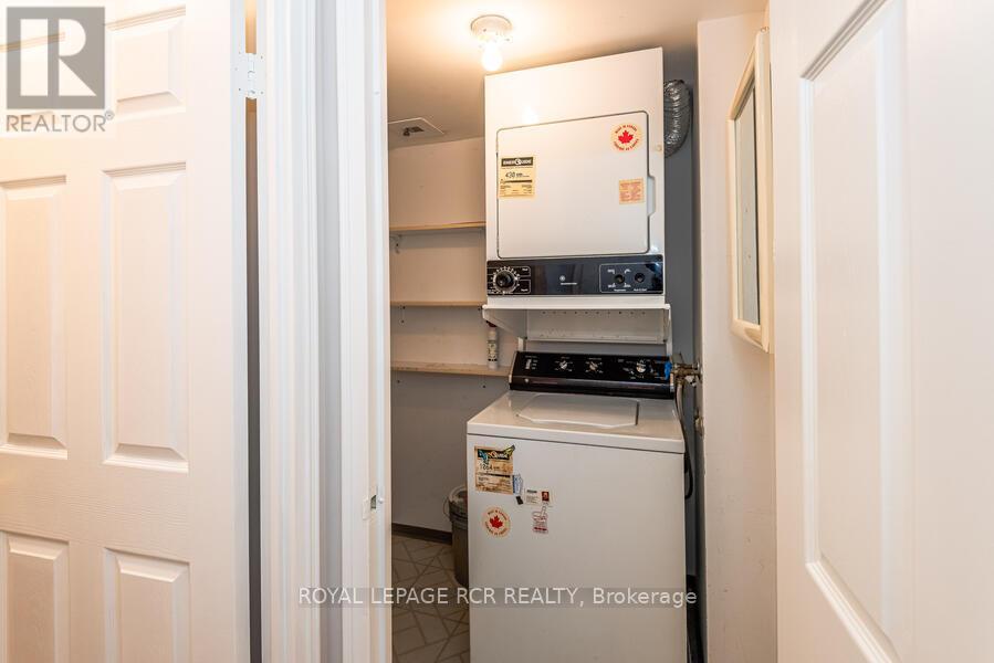 901 - 270 Davis Drive, Newmarket, Ontario  L3Y 8K2 - Photo 17 - N12263403