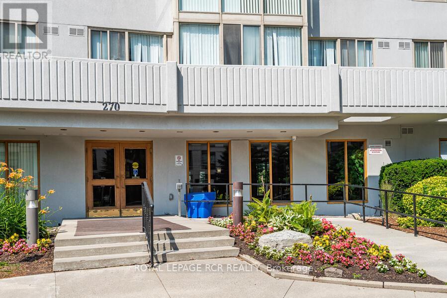 901 - 270 Davis Drive, Newmarket, Ontario  L3Y 8K2 - Photo 2 - N12263403