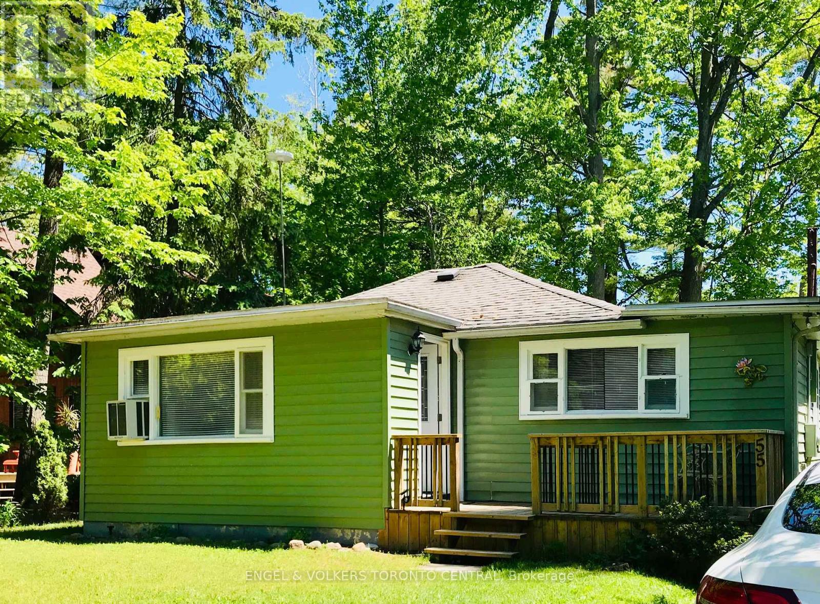 Property at 55 47TH STREET NORTH image 1